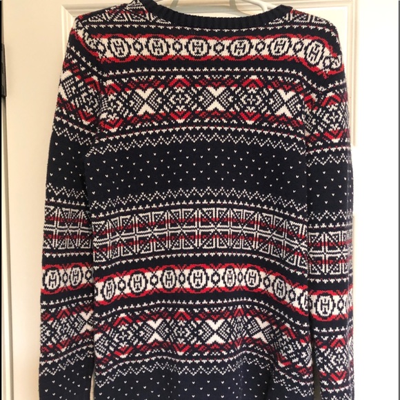 Cozy TOMMY HILFIGER Red, White and Blue Sweater - Picture 5 of 7